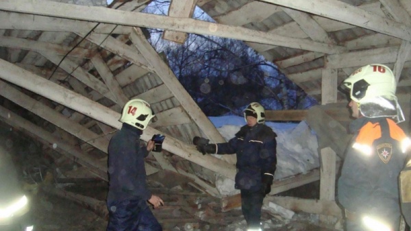 крыша кровля обрушение|Фото:ГУ МЧС РФ по Томской области