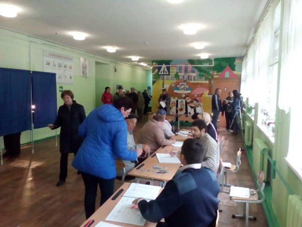 праймериз Единой России избирательный участок голосование|Фото:Накануне.RU