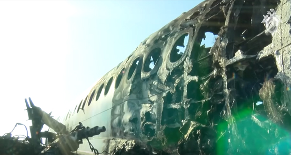 сгоревший SSJ-100 в Шереметьево|Фото: Следственный комитет РФ